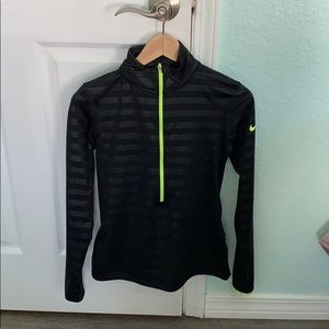 women’s nike jacket